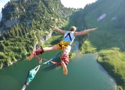 开云APP-西甲国家德比之夜，莱万关键战不手软