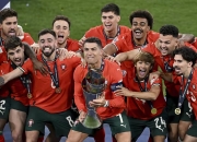 开云体育入口-包含瑞士爆冷阿根廷，C罗一己之力扛起全队的词条