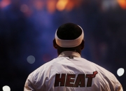 开云体育在线-罗德里主宰比赛走向，巴西逆转爱尔兰，一场战术与意志的较量