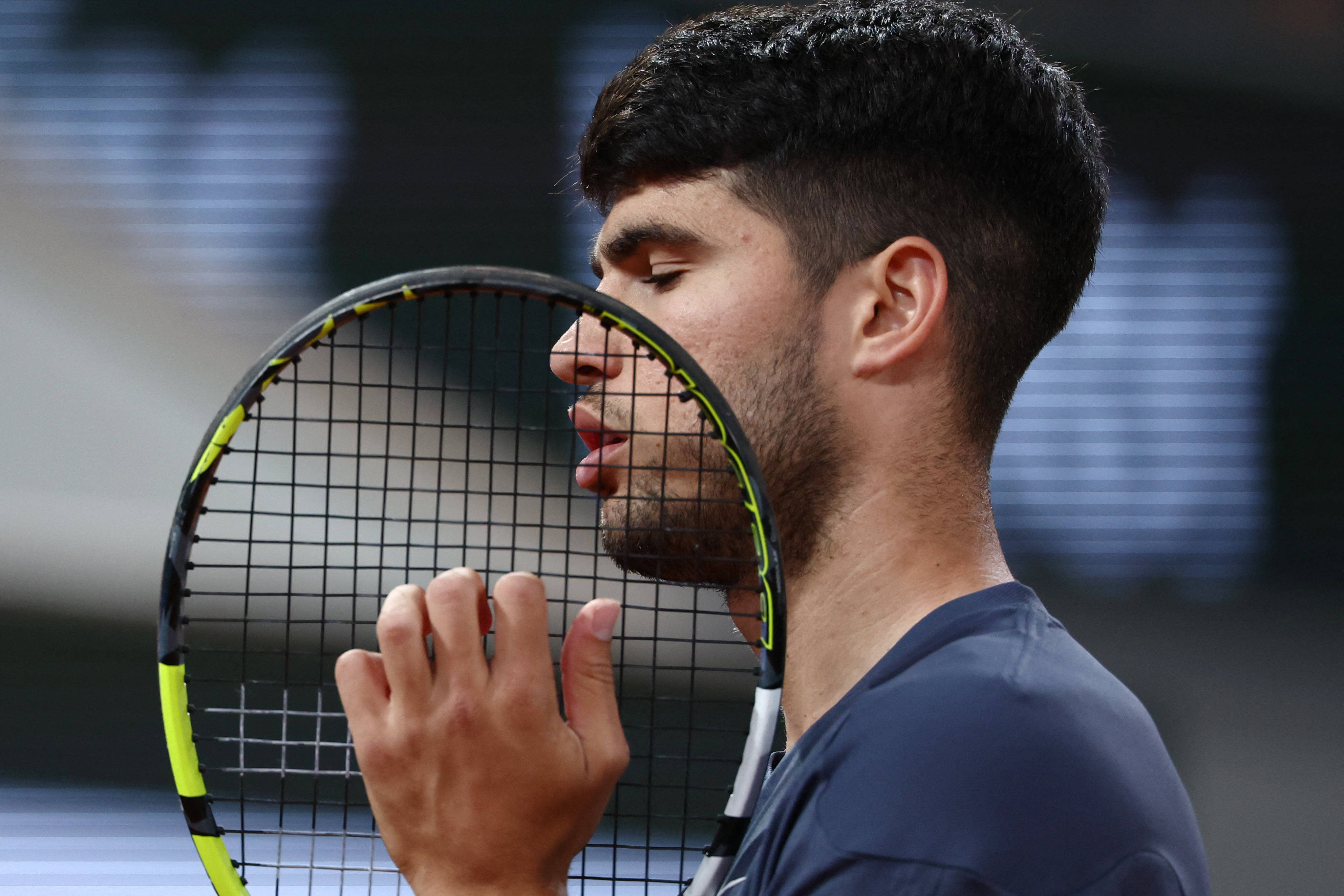 关于法国网球队横扫西班牙网球队，阿尔卡拉斯高光表现的信息