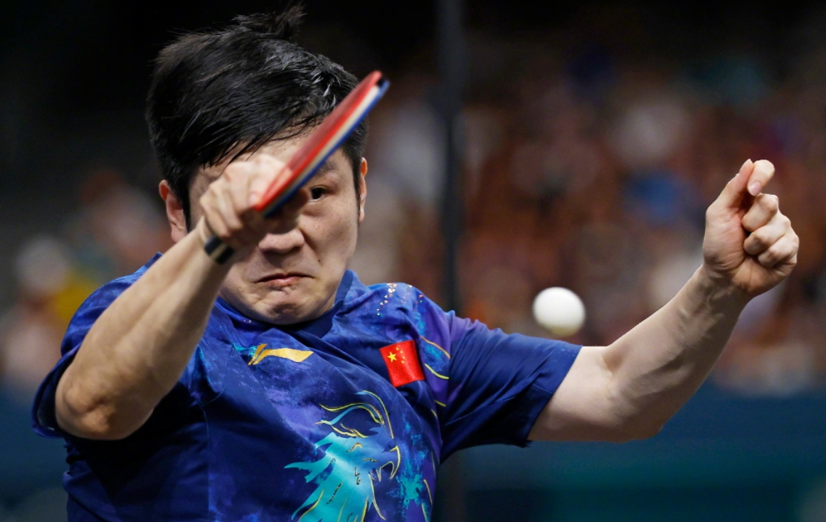中国队横扫日本队，樊振东点燃赛场