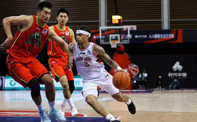 中国队碾压韩国队，奥恰洛夫高光表现的简单介绍