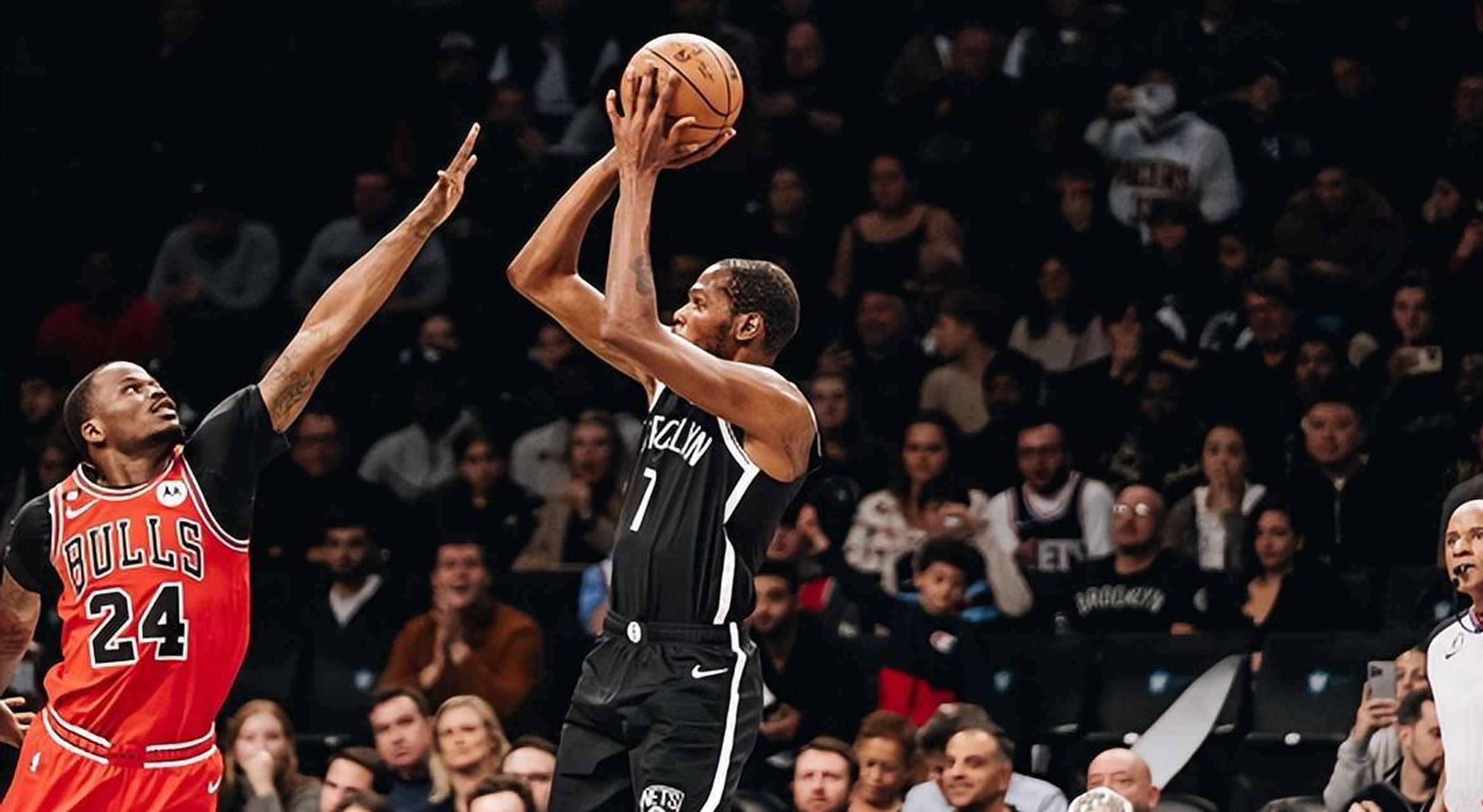 篮网豪取关键战胜，哈里斯关键三分