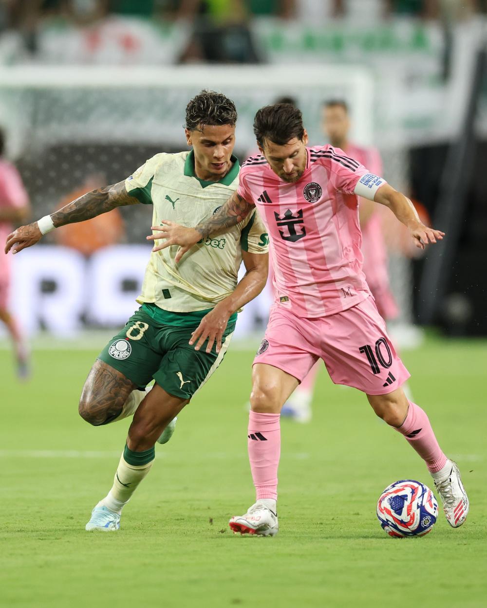 难解的胜负之终：欧洲预选赛上演近身肉搏的简单介绍