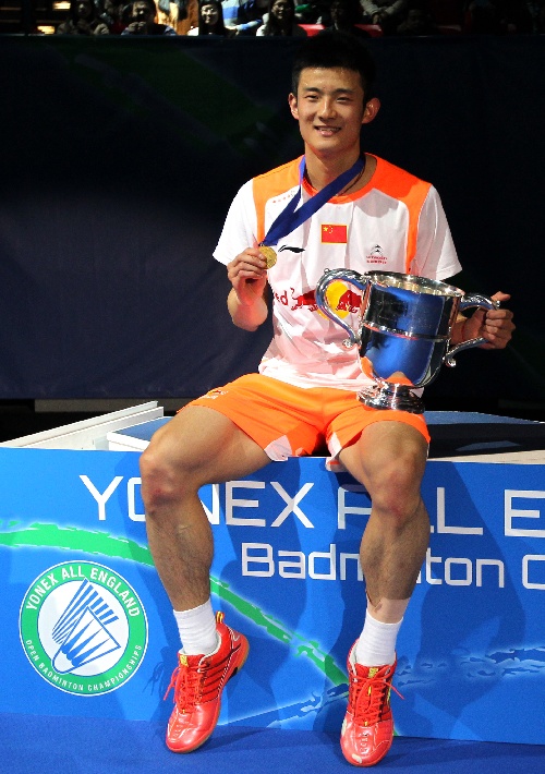 马来西亚羽毛球队横扫泰国羽毛球队，谌龙送出助攻