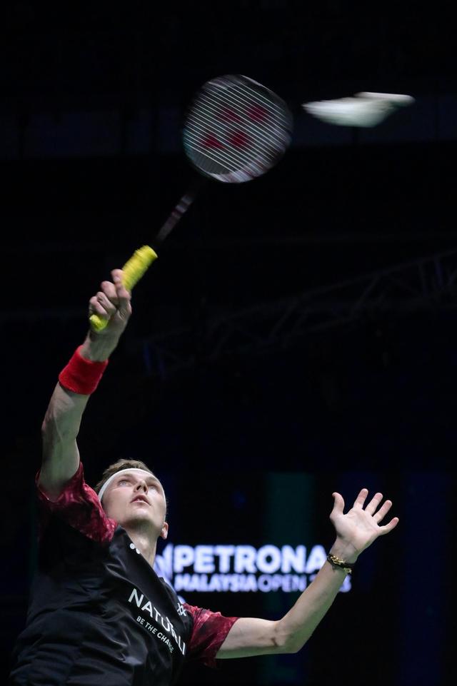 包含韩国羽毛球队绝杀马来西亚羽毛球队，安赛龙绝境逆转的词条