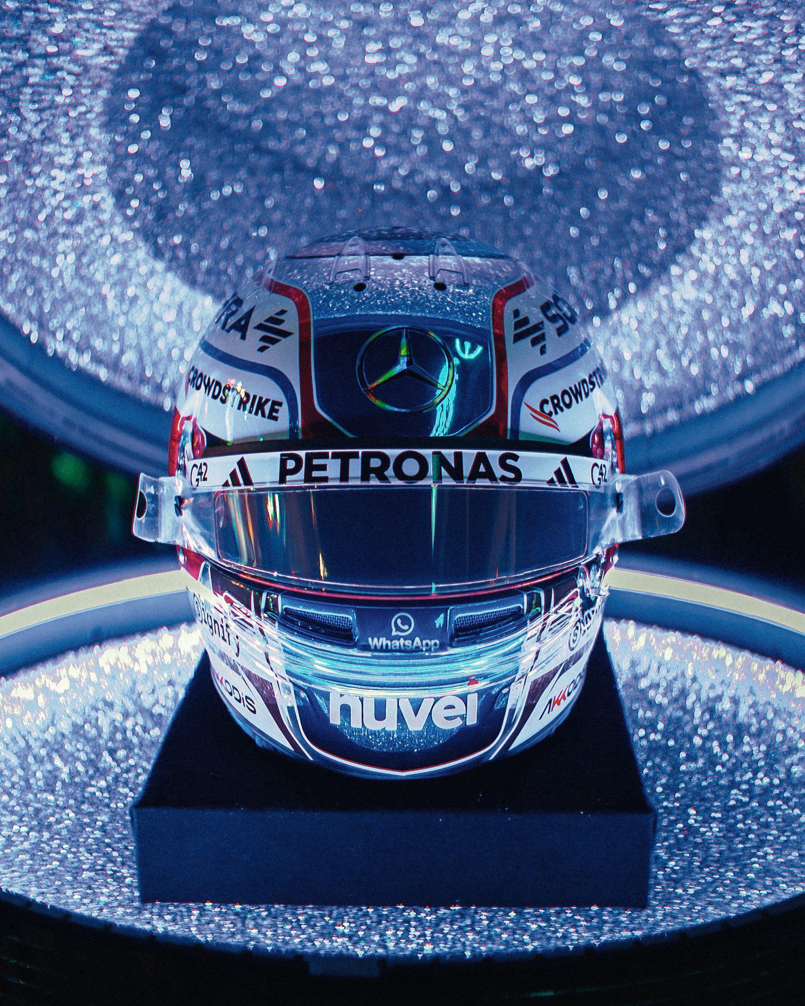 包含索伯车队碾压梅赛德斯，拉塞尔统治全场的词条