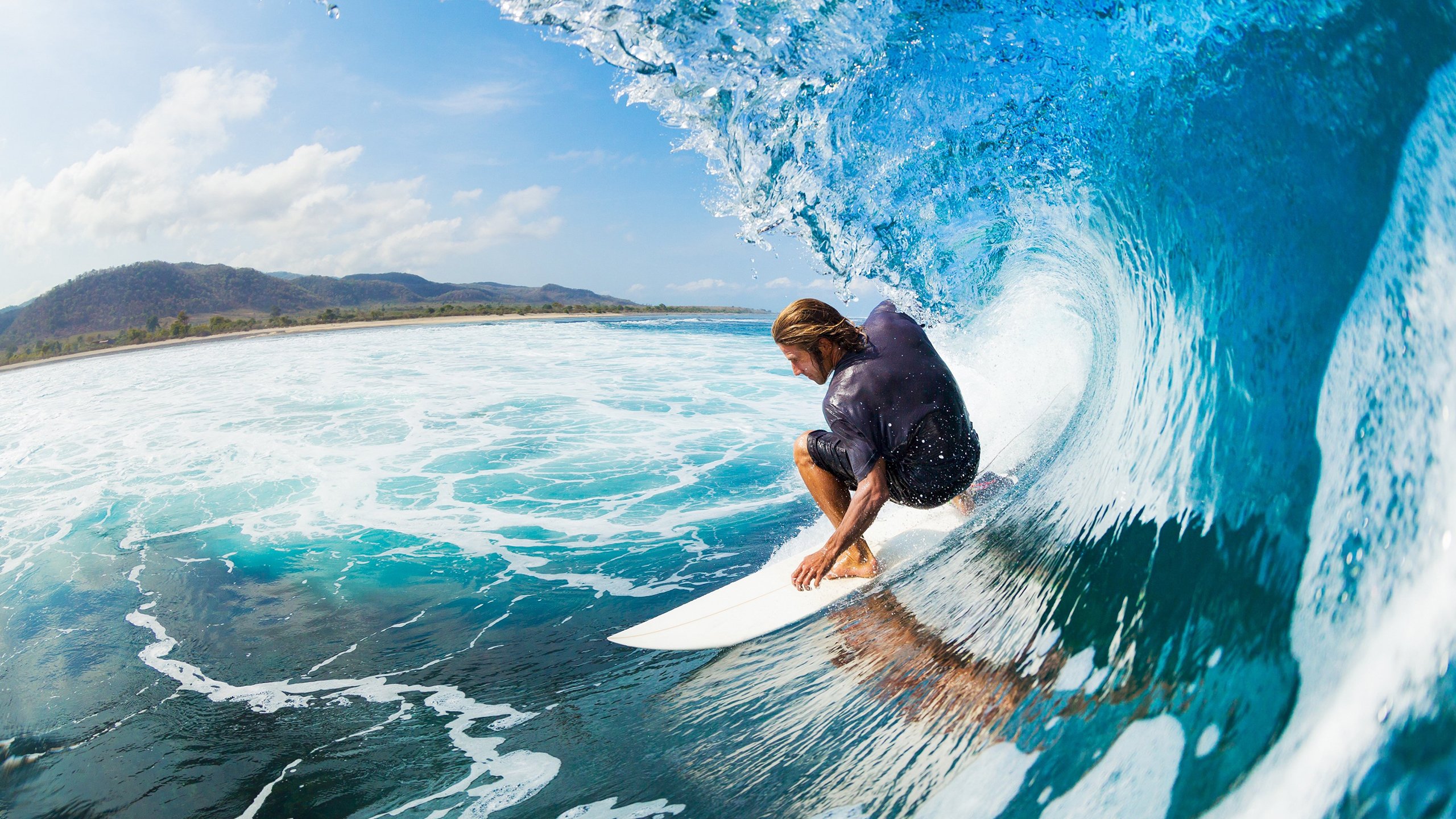 奥亚尔萨瓦尔爆发，突尼斯掀翻加拿大，一场定义足球魅力的非典型胜利