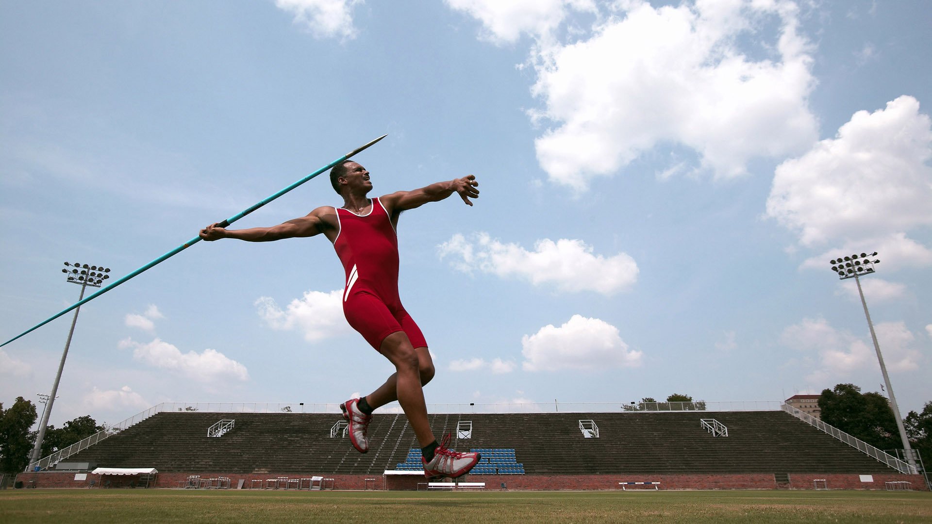 伊拉克奇迹之夜，托尼关键一击，力克乌拉圭夺魁