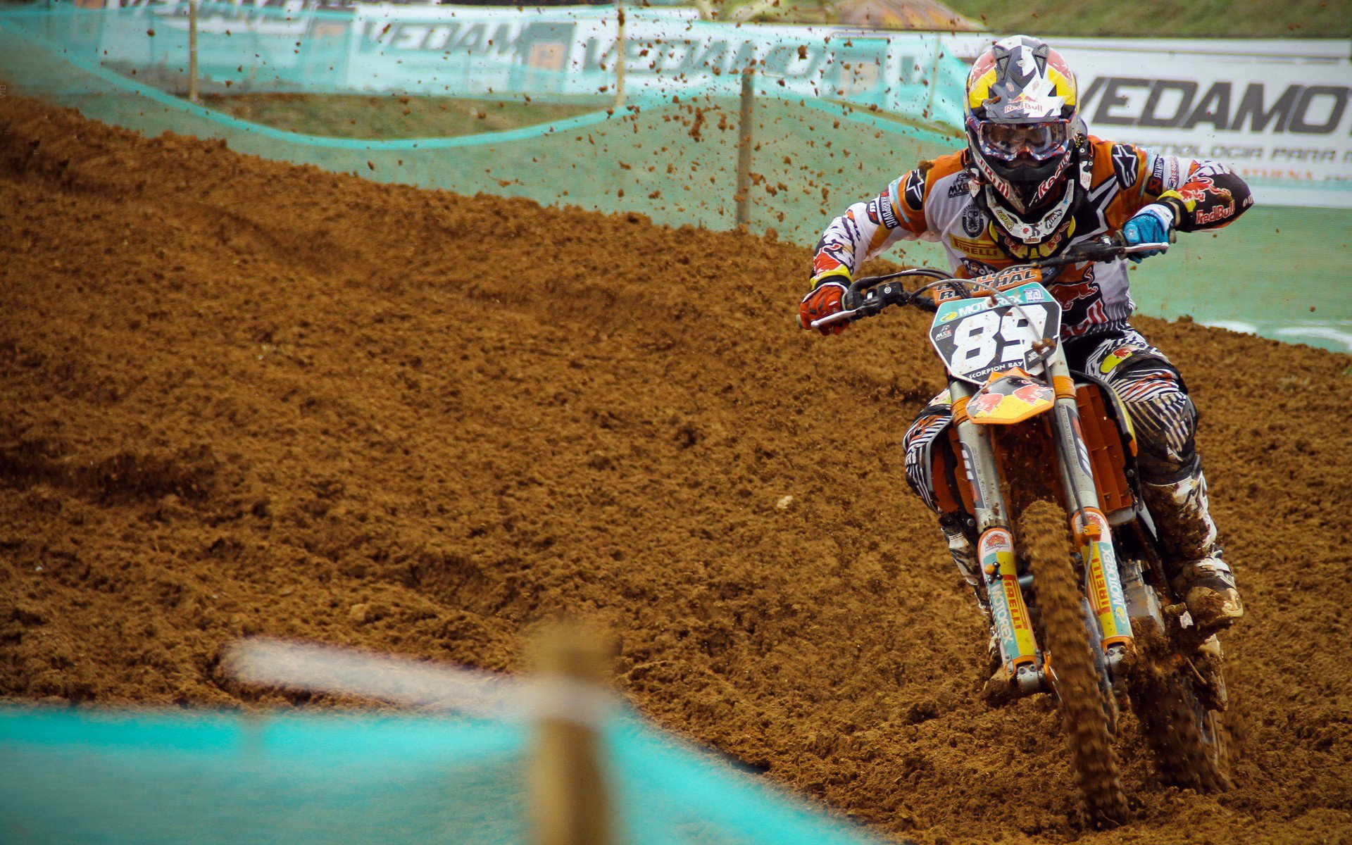 斯通斯铁血防线定乾坤,瑞士军刀出鞘力克星月军团