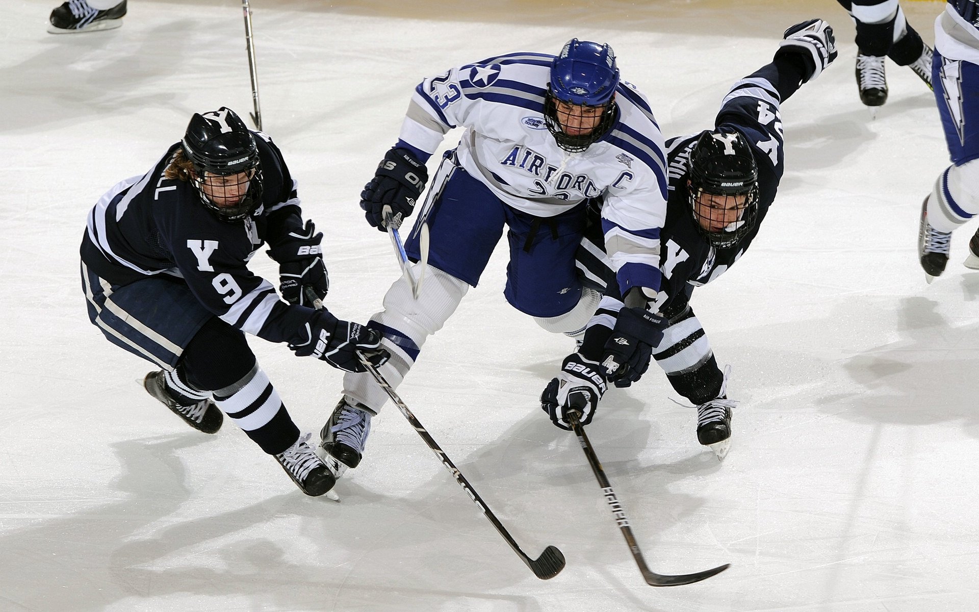 莫德里奇黄昏传奇，里昂加时鏖战墨西哥，世界排名争夺战由他接管